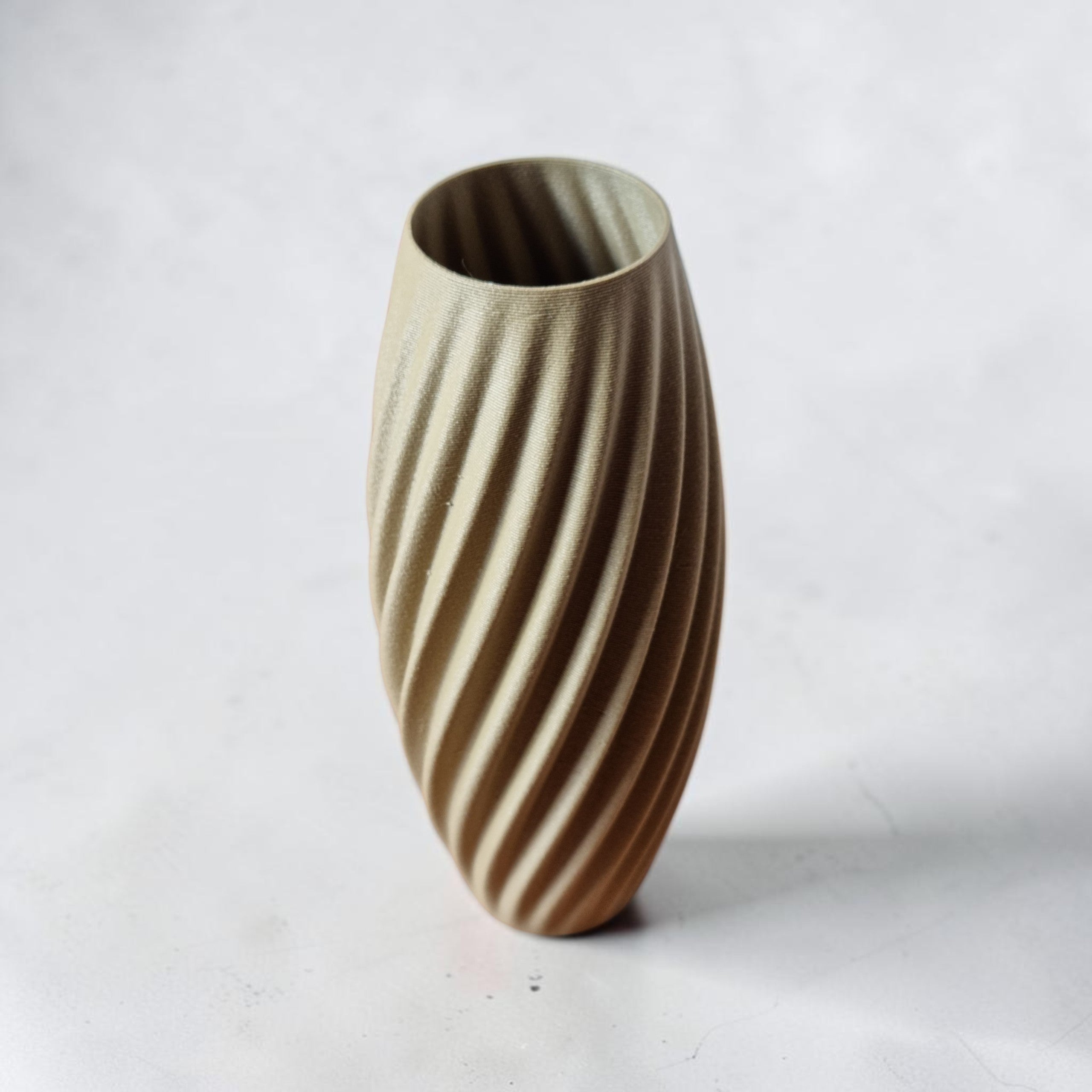 TEXTURIA dried flower vase in Birch beige, spiral wood texture, 3D printed minimalist home decor